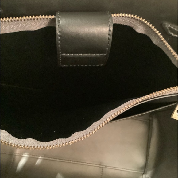 Kate Spade Tote in Black, Excellent Condition - Picture 7 of 13